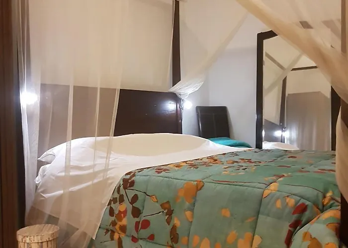 Oda ve Kahvaltı Dante 4*